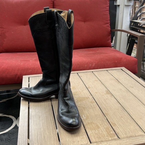 Frye Black Leather Tall Riding-Style Boots, size 6 - Picture 3 of 6